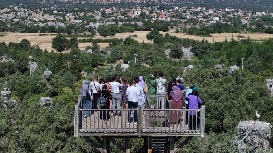 Beyşehir’in tarihi ve doğal güzellikleri rehberler eşliğinde tanıtılıyor 9